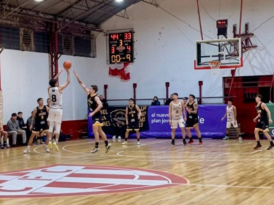 Básquet: Cañuelas le ganó al escolta y calienta motores de cara al clásico